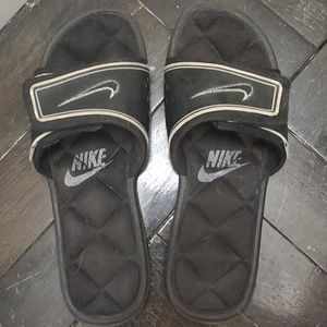 Nike slides